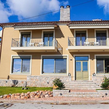 East & West Seaside Apartments Gialtra Экстерьер фото